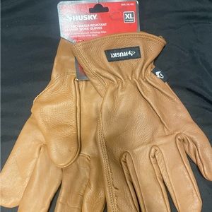 Husky work gloves